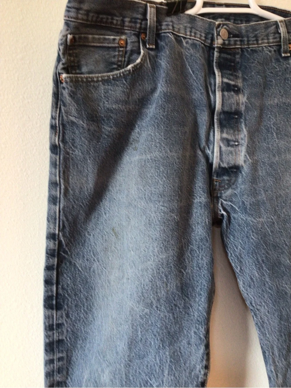 Levis straight leg